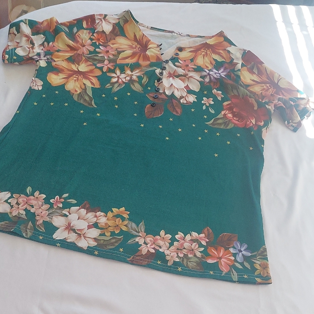 Size XL Floral Short-Sleeve Henley  in Teal .Upcycled And Cute !
